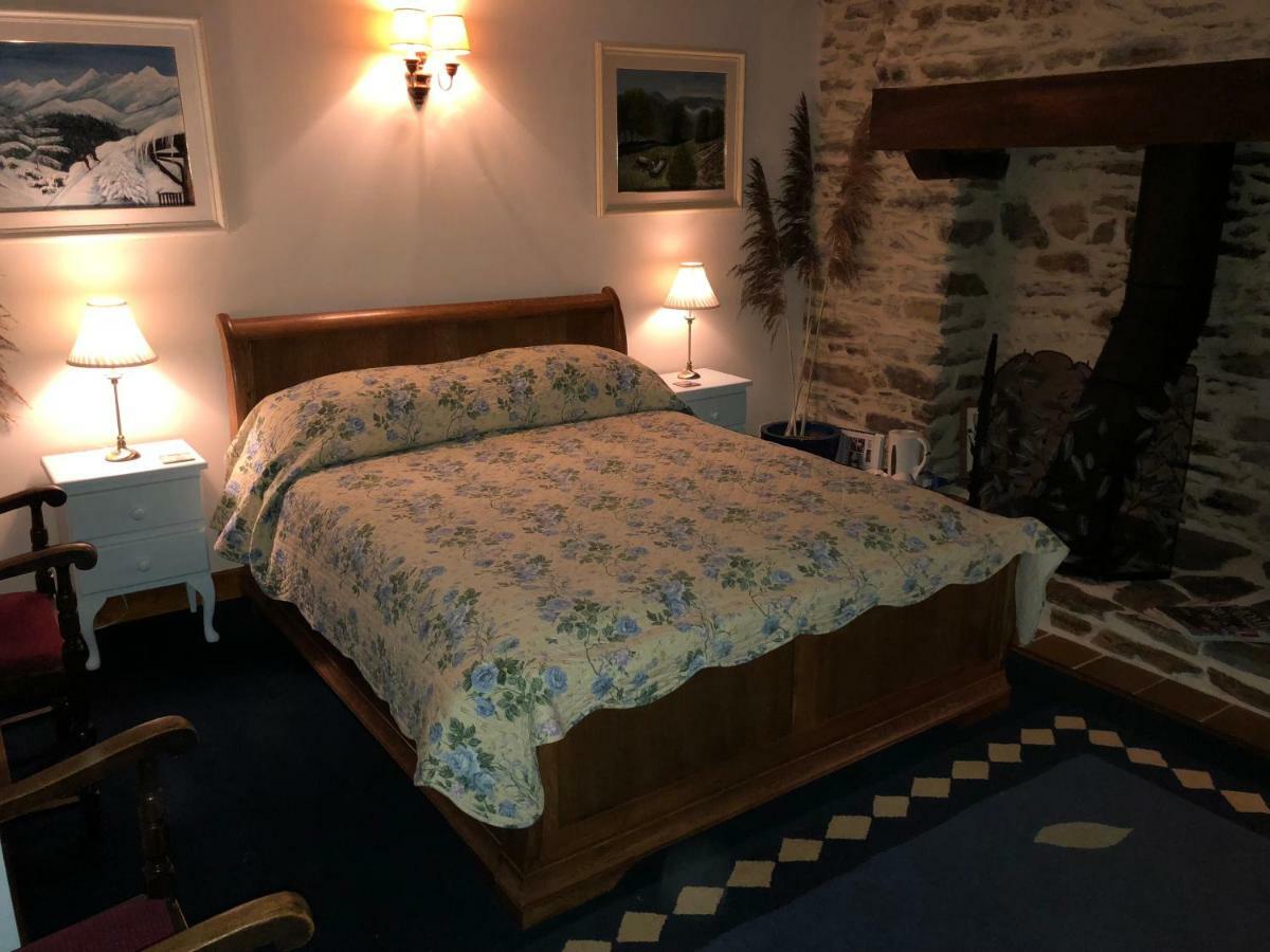 Les Rivieres Bed and Breakfast Caumont-sur-Orne Buitenkant foto
